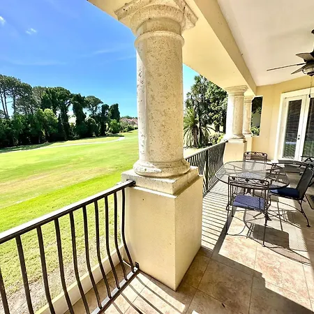 5370 Pine Ridge Vila